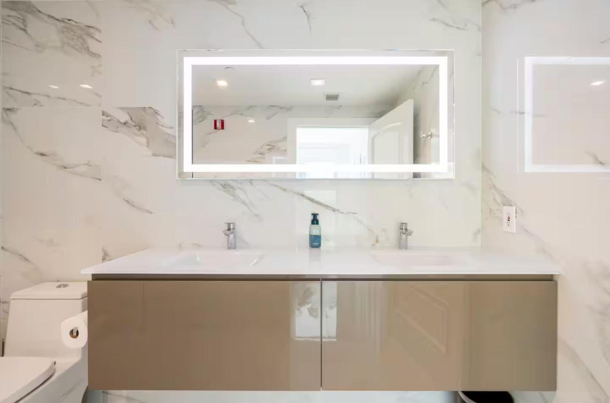 Beachfront Bentley Hotel One Bedroom Suite With Balcony And Beach Access Miami Beach Luaran gambar